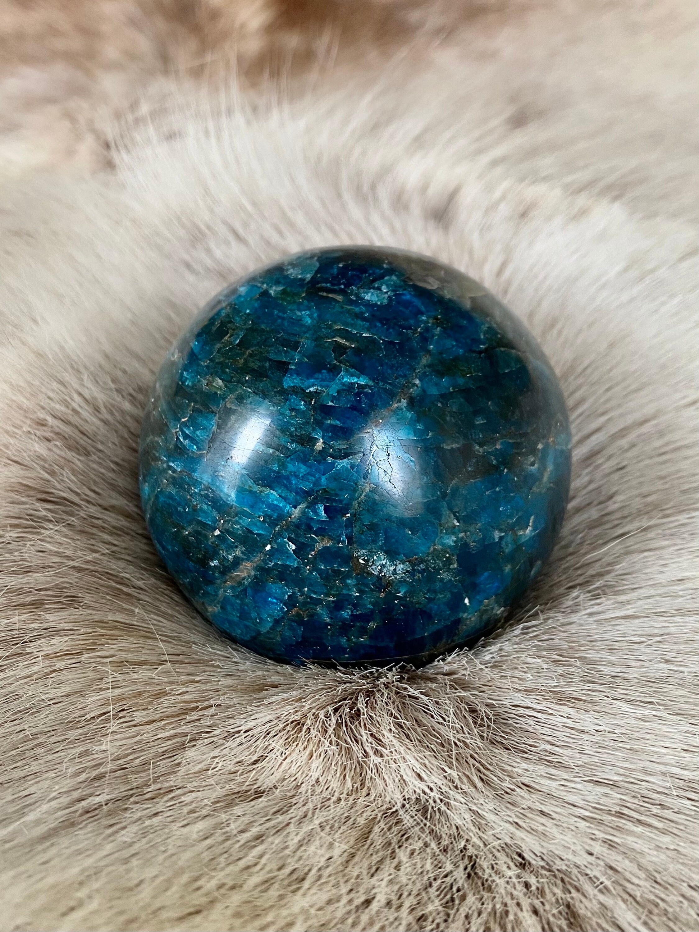 Sphère en Apatite Bleue Naturelle