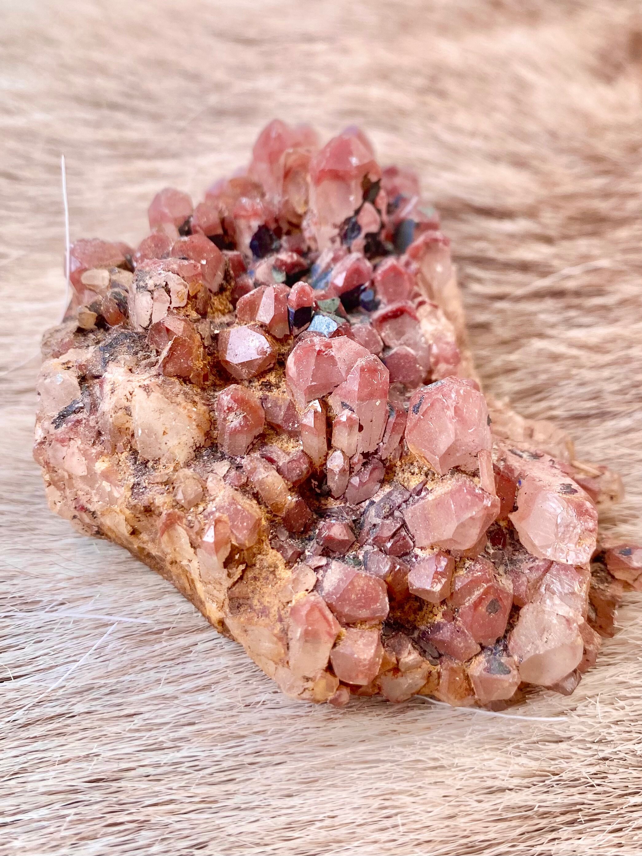 Druse en Quartz Hématoïde Naturelle/Natural Hematoid Hematite