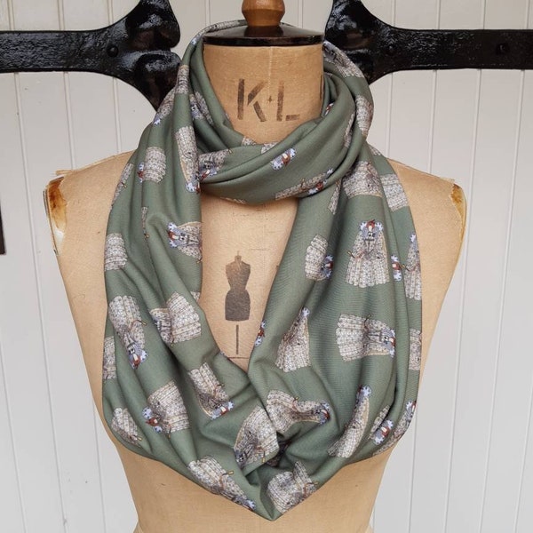 Elegant Queen Elizabeth I design sage green Jersey infinity scarf, snood, Royals, History Lover, Monarchy, Quirky, Unique Gift, Elizabethan