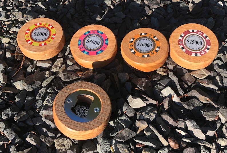 Real Las Vegas casino chip. Made into bottle opener. 25000 chip Real Las Vegas casino chip. Made into bottle opener. 25000 chip