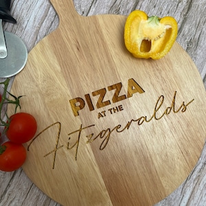 Personalised Pizza Paddle, Pizza Peel, Custom Pizza Board, Personalised Pizza Plate, Housewarming Gift, Pizza Lovers Gift, Gift For Him