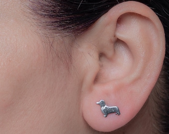 Dachshund Dog Earrings Pair Metal 9mm Studs Gold or Silver Tone Doxie Sausage Dachshund Dog Earrings Pair Metal 9mm Studs Gold or Silver Tone Doxie Sausage