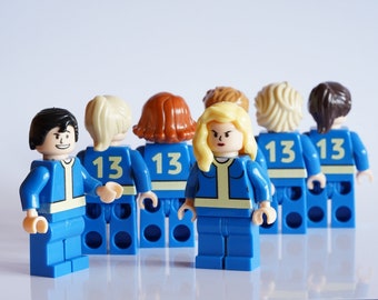 Fallout Shelter Vault Dwellers Minifigures - 7 Minifigs from Vaults 13 and 111 Post apocalypse Vault boy Vault 13 / Tod Lies/  Vault City