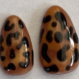 Animal print press on nails