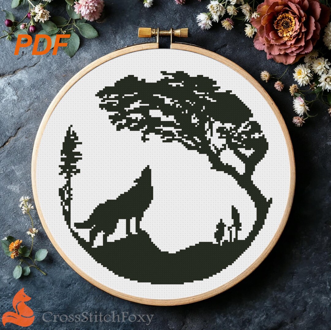 遠吠えするオオカミのシルエットのクロスステッチパターン：月明かりの