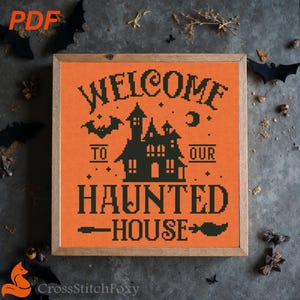 Patrón de punto de cruz "Bienvenidos a la casa embrujada" de Halloween (Descarga PDF)