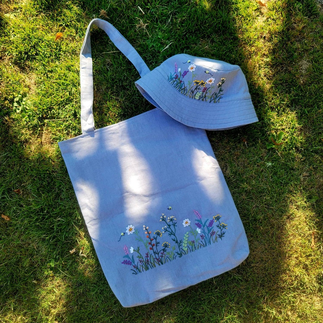 Minimal Floral Embroidered Cotton Canvas Tote Bag | Eco-Friendly Everyday Carry Bag(BD-1)