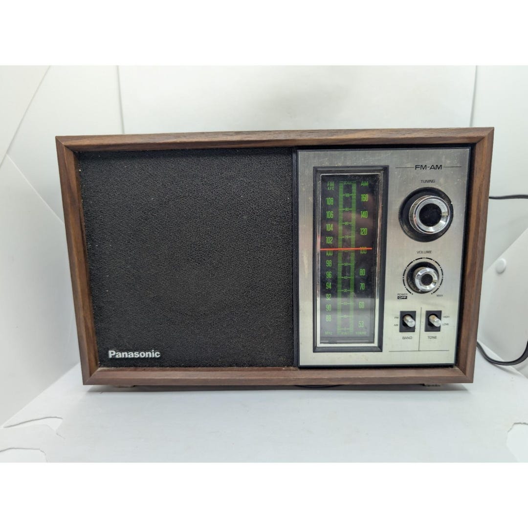 Panasonic Radio Model 6286 Vinyl Wood Tone Retro MCM Works READ
