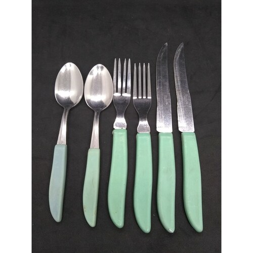 MCM Atomic Quikut shops Fiesta flatware Set of 25 plus bonus pairing knives not quikut