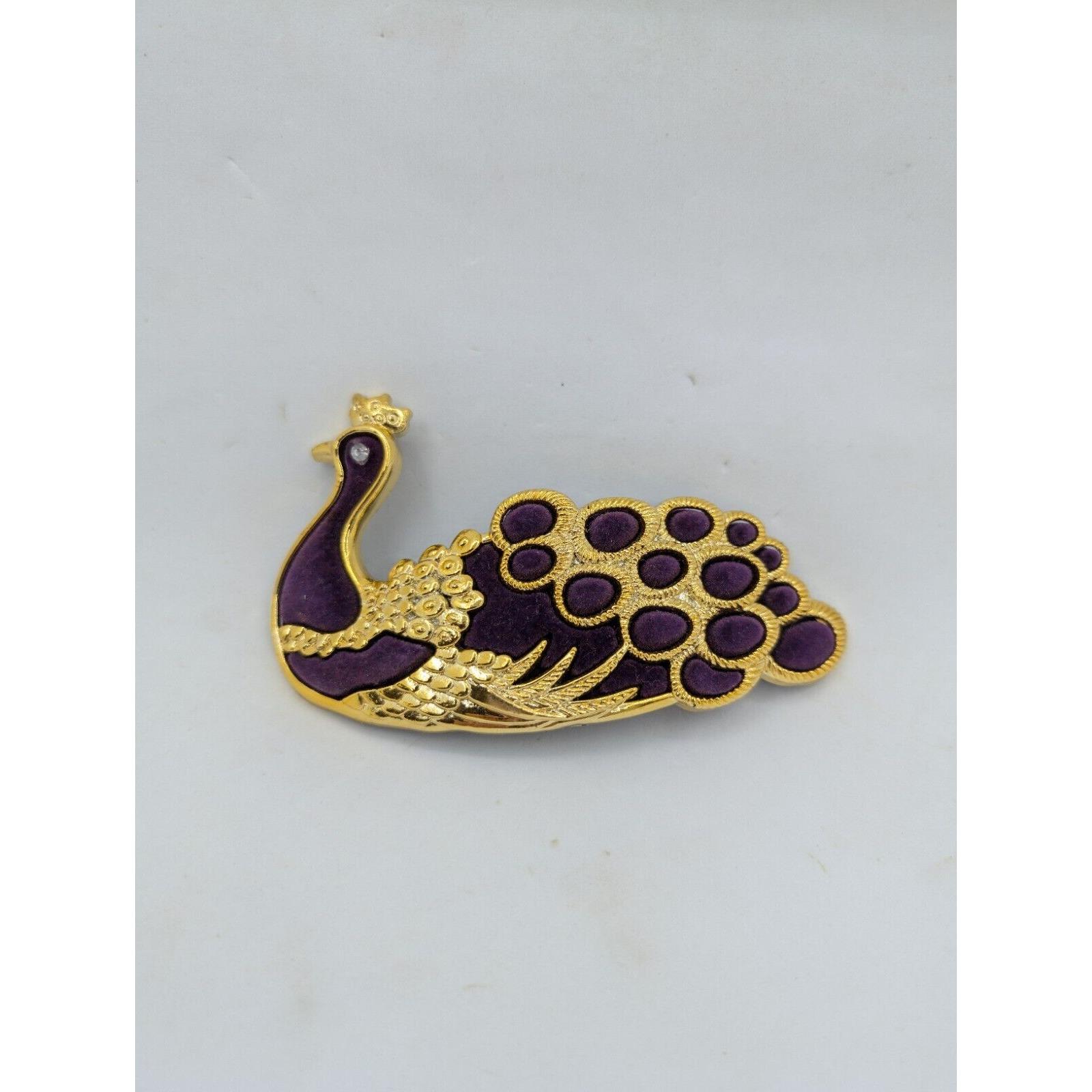 Vintage Cloisonne Peacock Hair Clip Shop 1920s Headpieces - Vintage Peacock Hair Clip | BABEYOND main image 2
