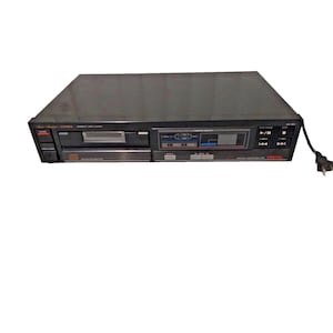 Fisher AD-823 Compact Disc Player - Vintage *tested-please READ