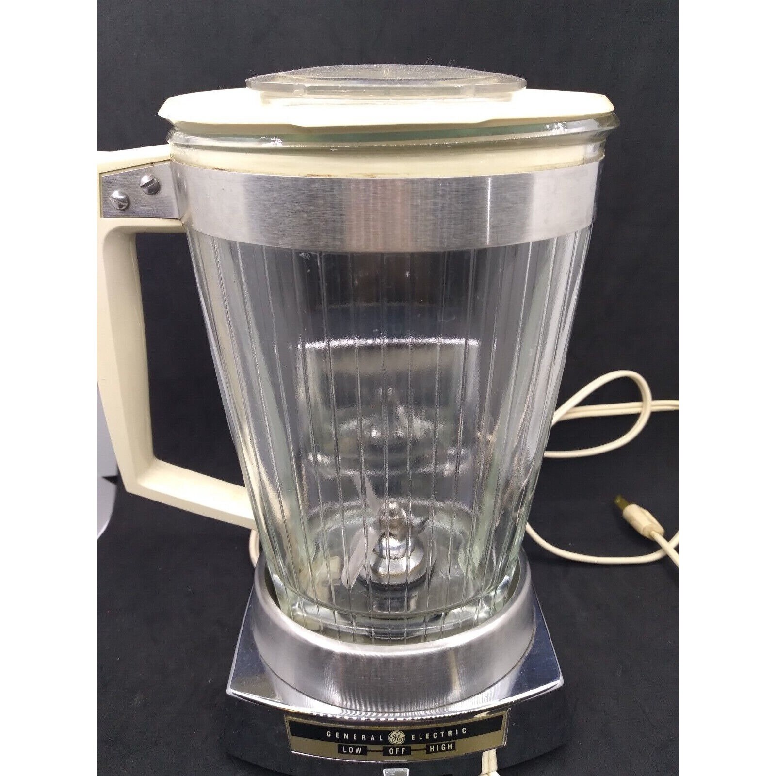 Vintage General Electric GE 22BL2 Two Speed Blender Chrome 