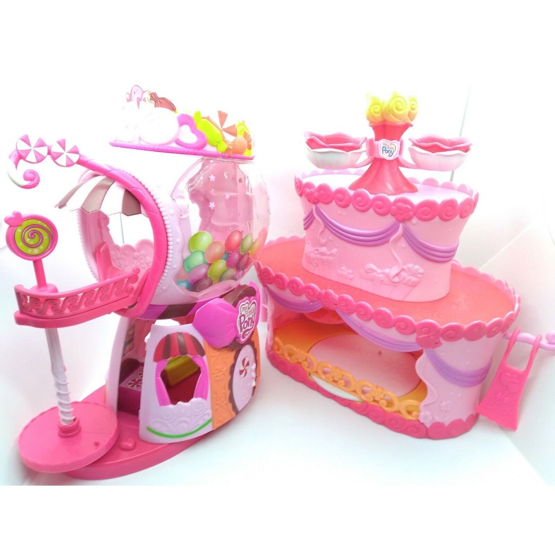 My Little Pony Pinkie Pies Roller Skate Party Cake & Bubble Gum