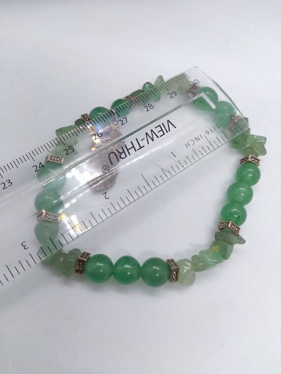 Jadeite beaded and chips stretchable bracelet - image 9