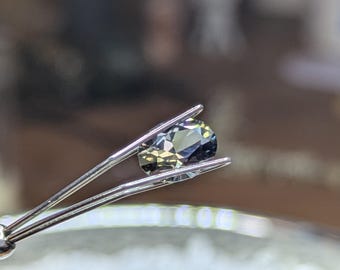 1.20 ct Certified No Heat, Bi-Colored Orange and Violet Brilliant Oval Montana Sapphire. Very Rare Find!