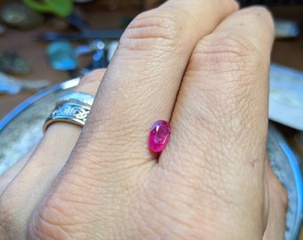 Gorgeous 1 carat Ruby from Burma