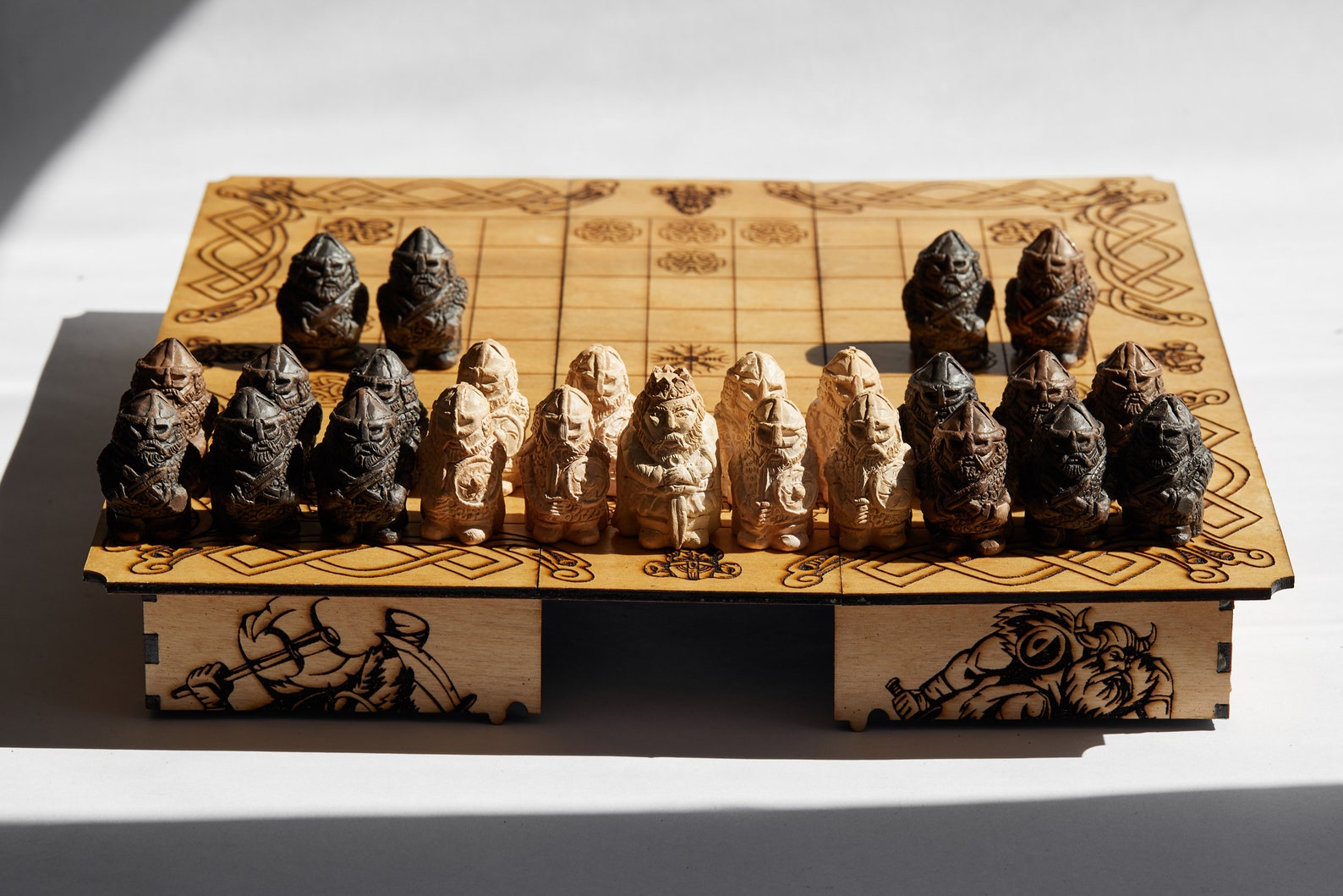 Hnefatafl Viking chess set Viking game Tablut Travel chess Etsy