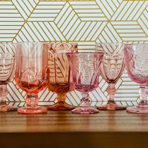 Vintage pink Mismatched water goblets multicolored mixed amethyst wine glasses pink boho wine glasses mcm bar cart glassware mcm wedding