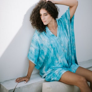 Tie Dye Beach Coverup Turquoise Blue Hand Dyed Tunic Dress Plus Size Green Summer Swim Cover Ups Women Short Sleeves Bohemian Mini V-Neck