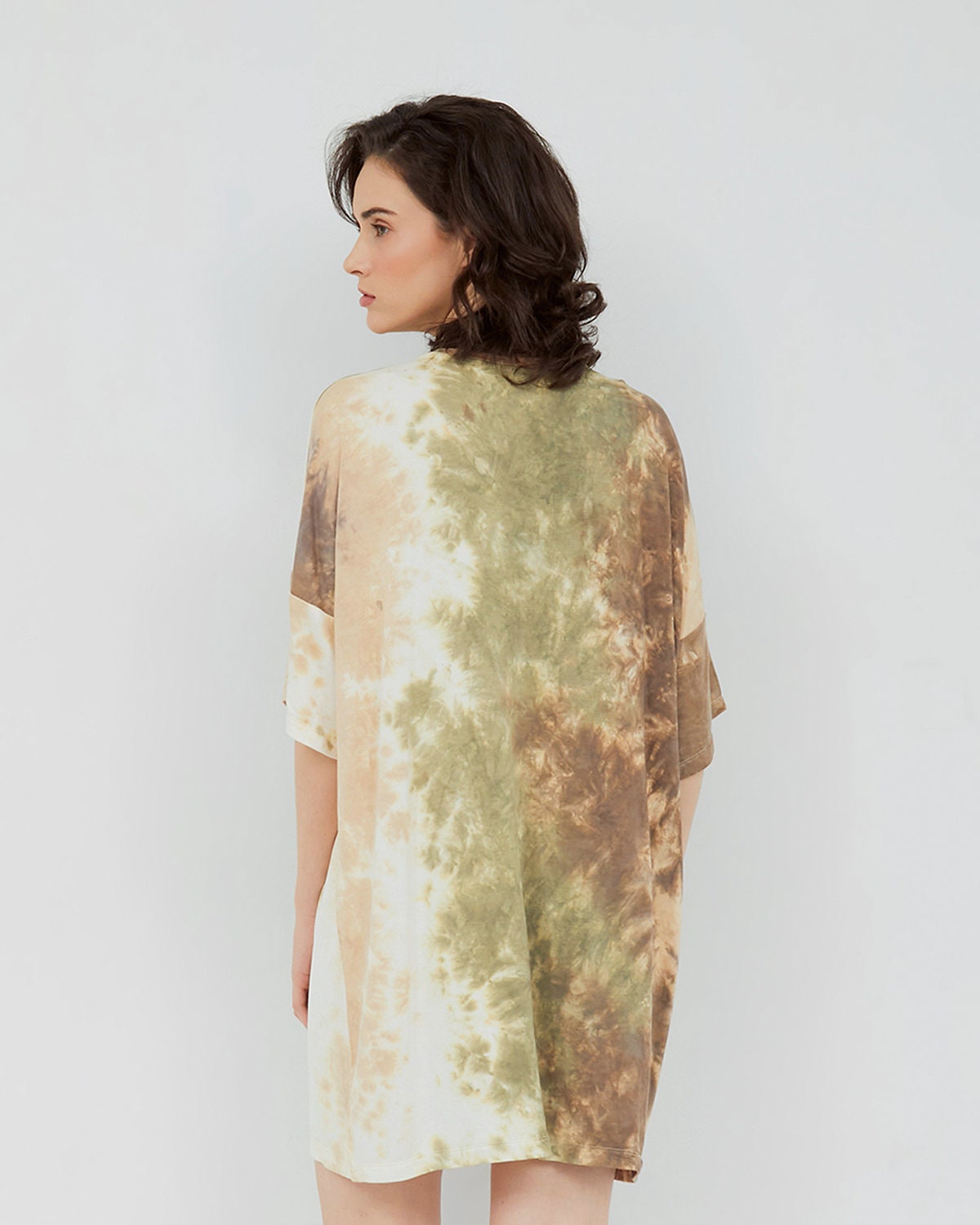 Oversized T-Shirt Dress for Women Tie Dye Tee with Sleeves Boho Summer Outfit Casual Concert Shirt Festival Dress Western Vintage Hand Dyed