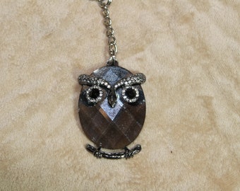 Owl Key Chain / Zipper Charm / Hand Bag Charm