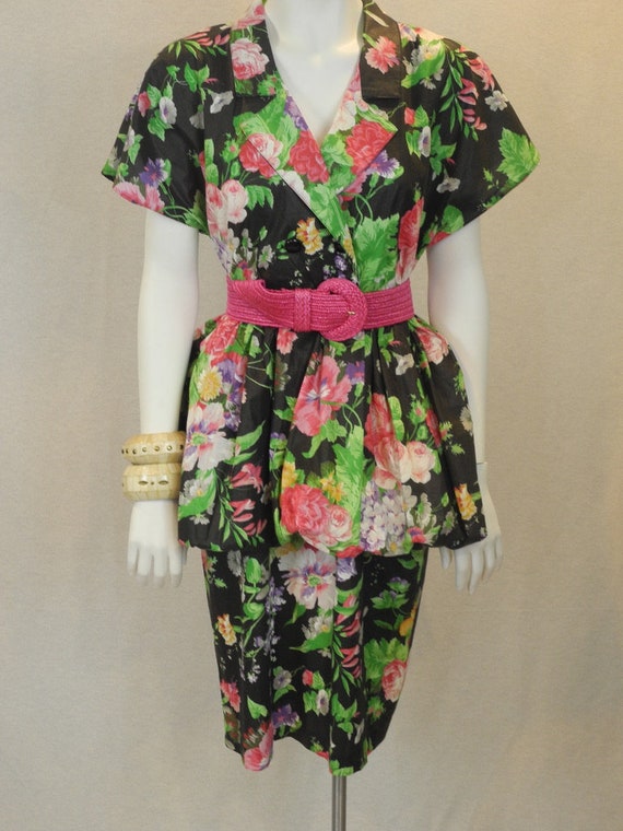 1980's vintage floral dress with flounced hem