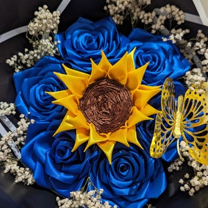 Everlasting/Eternal (Ribbon Roses)6roses and sunflower Bouquet