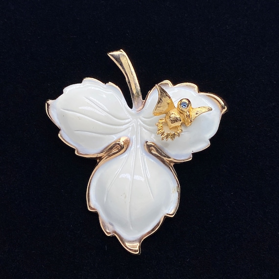 Vintage Beau Jewels Enamel Leaf Brooch - image 1