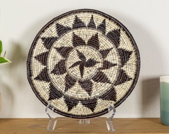 Black And White Diamond Design Basket Plate - handwoven basket, diamond weave plate, woven plate, monochrome basket, diamond pattern Bowl