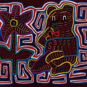 Oso de dibujos animados y flor Mola- Tapiz de la naturaleza, Textil sin marco, Tela popular hecha a mano, Regalo de inspiración tribal, Tapiz estético, Arte de pared
