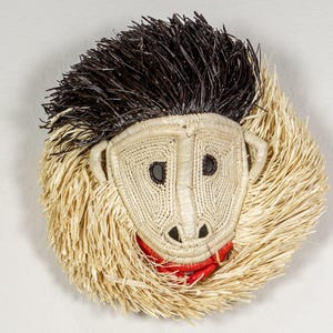 Rainforest Snow Monkey Mask – Woven Animal Mask Wall Decor, Handcrafted Tribal Art, Jungle Primate Head Mount, Natural Fiber Sculpture