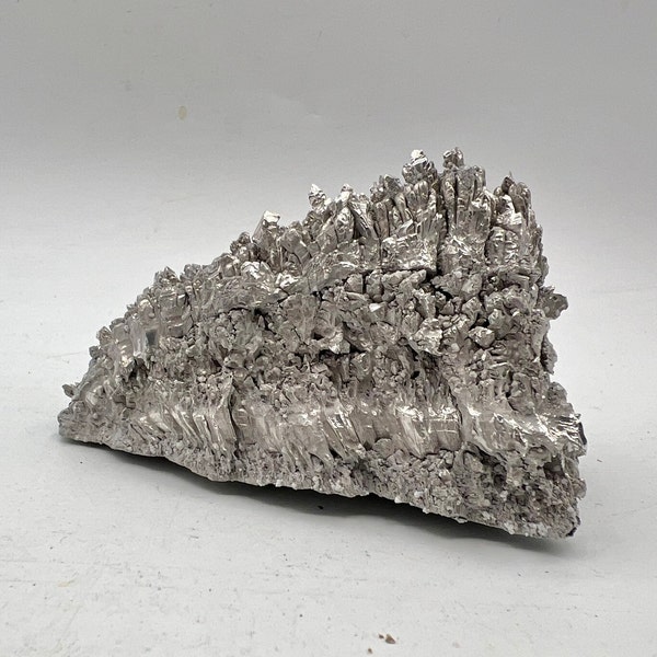 Magnesium Crystal Cluster. Crystal Cluster. Raw Magnesium, Magnesium Ore, Magnesium Specimen, Natural Stone RM01-54