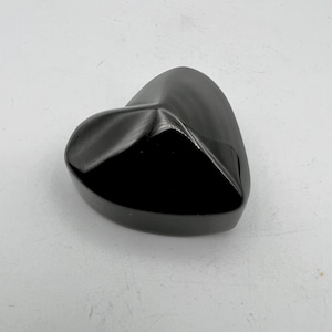 Obsidian Heart, Obsidian Crystal Heart, Natural Obsidian, Headmade Carved, Energy Crystal, Spirit, Healing Crystal, Handcrafted, H01-39