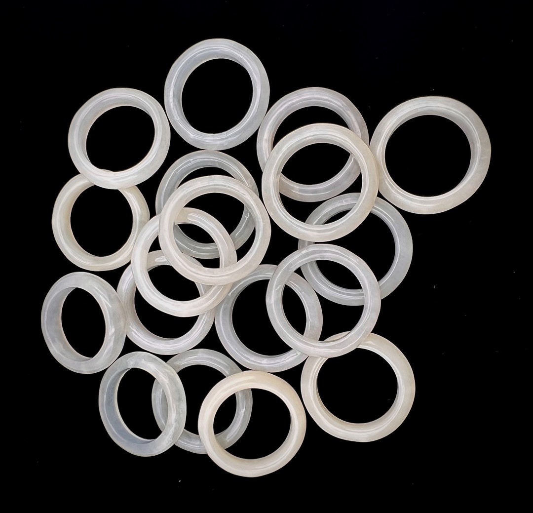 6mm Clear Quartz Ring, Clear Crystal Rings, Gemstone Ring, Solid Band