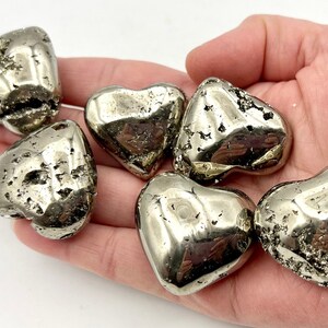 Druzy Pyrite Heart: Crystal Carving, Chakra Healing (1.3-1.4 inch) H01-43