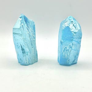 Aqua Aura Quartz Point, Blue Aura Quartz Point, Aqua crystal point, Size Approx. 2.1-2.5 inch OP02-11