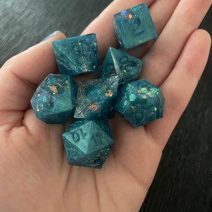 Aurora Particles- green; DnD Dice Set