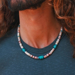 Ras de cou Heishi pour homme : collier impérial en turquoise, coquillages et perles de bois