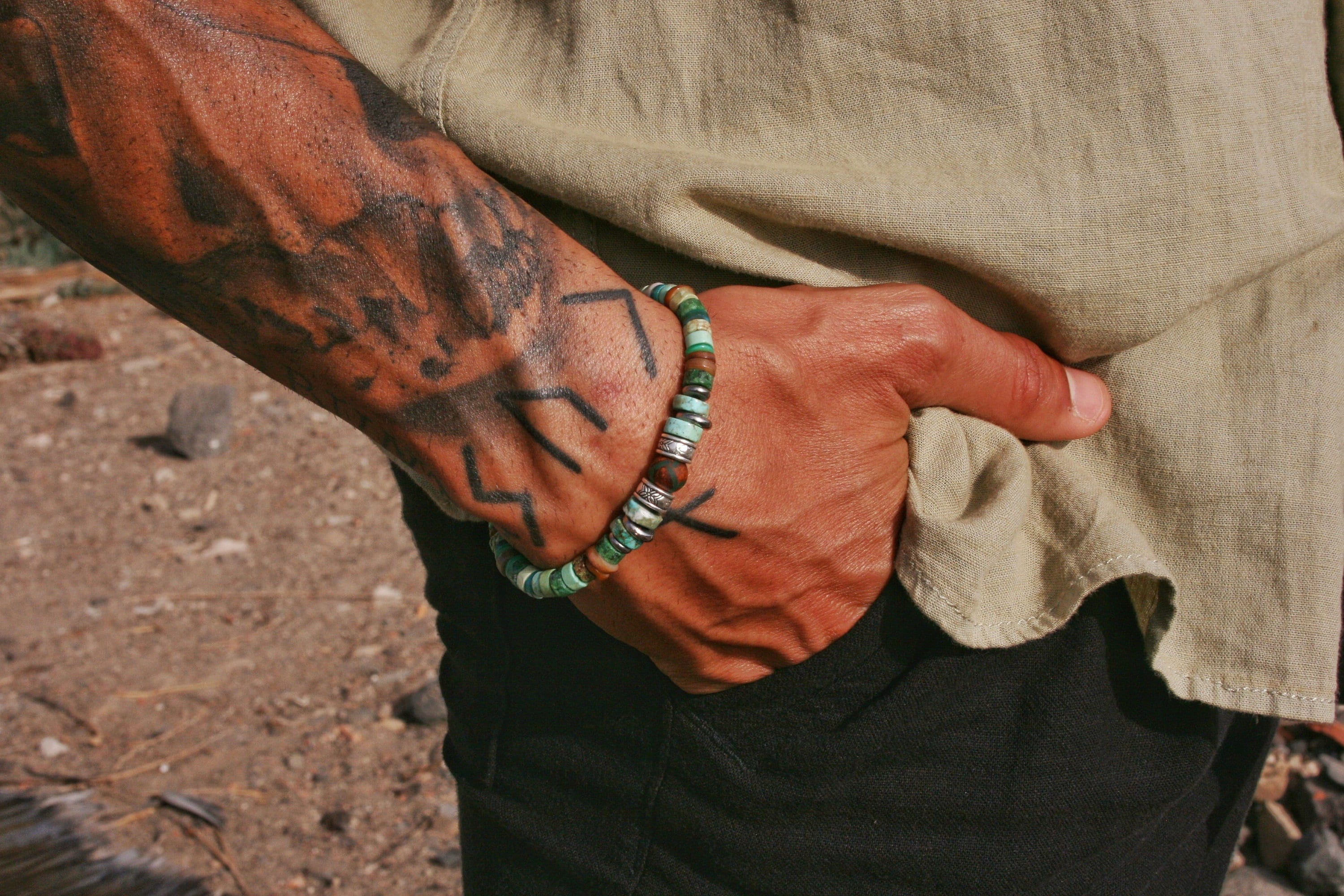 Pulsera de cuentas de ágata tibetana para hombre / Pulsera de turquesa verde y gris / Pulsera para hombre / Pulsera elegante única para hombre / Pulsera original con cuentas para hombre