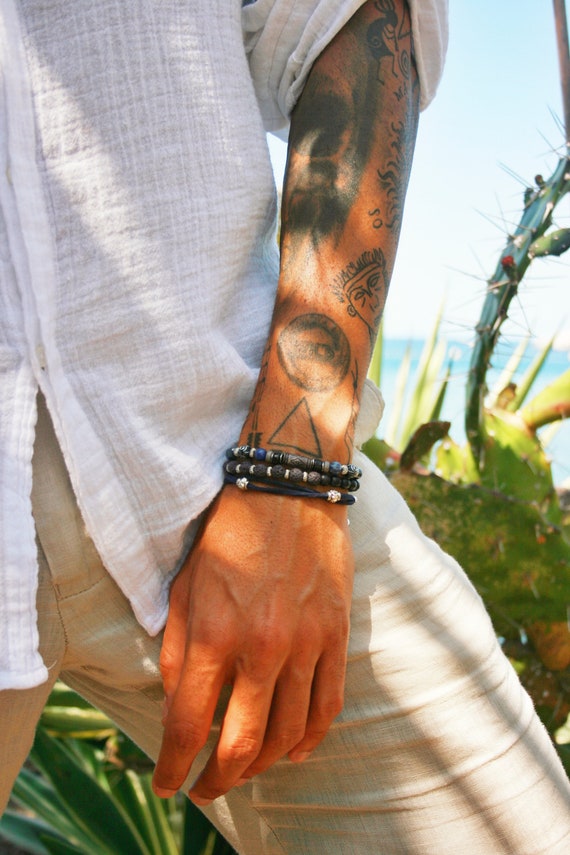 メンズビーズブレスレットセット：ラピスラズリ、溶岩、木、革 - Etsy 日本