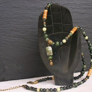 Grüne coole Herrenhalskette Bambus-Mann-Halskette Perlenkette für Männer lange Herren-Halskette Boho-Halskette für Herren Jaspis-Halskette für Herren Bild 5