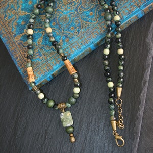 Green Cool Heren ketting Bamboe man ketting Kralen ketting voor mannen Man lange ketting Boho ketting man Jasper ketting man afbeelding 2