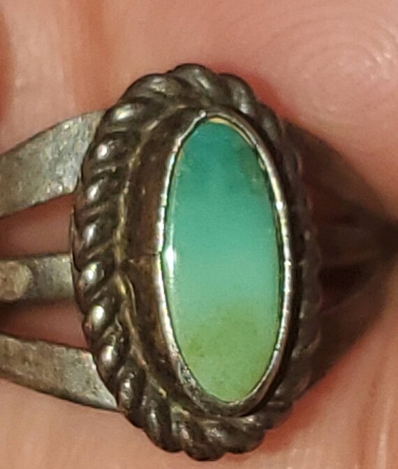 Vintage Sterling braided turquoise ring - image 4