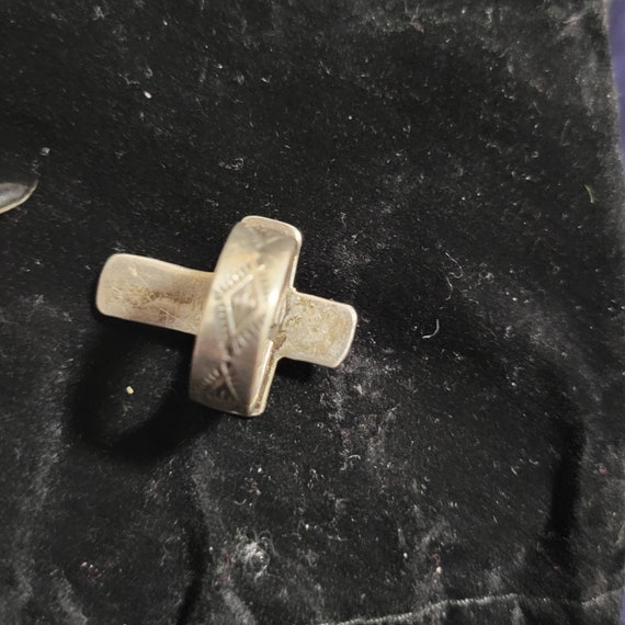 Navajo  Turquoise Sterling Silver Cross Ring - image 5