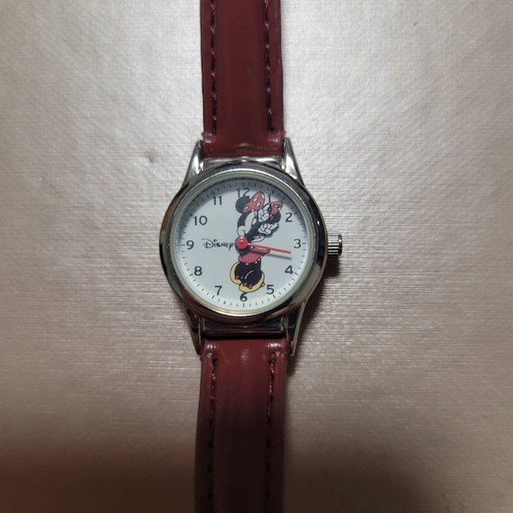 Classic Minnie Mouse Quartz Watch