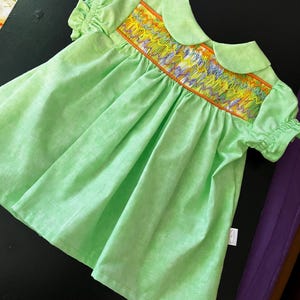 Hand smocked-Baby dress baby gift hand-smocked Peter Pan collar summery