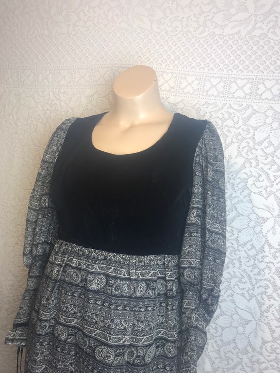 Genuine 1960's 'Kati' by Laura Philips designer ve