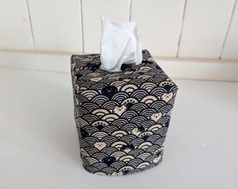 Japanese Neko Cat Tissue Box Cover: Handmade Cotton Wave Design