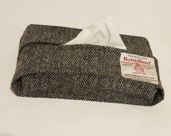 Harris Tweed tissue box holder / Harris Tweed issue box cover  /Can be used without a box / House warming gift / Home decor