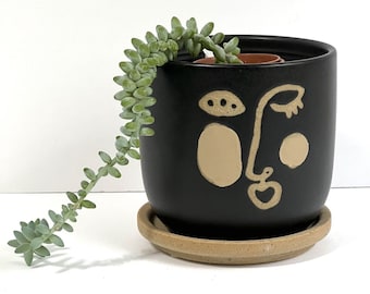 FACE Planter With Rosy Cheeks Ceramic 4.5" Matte Black Flower Pot DRAINAGE Hole Attached Saucer